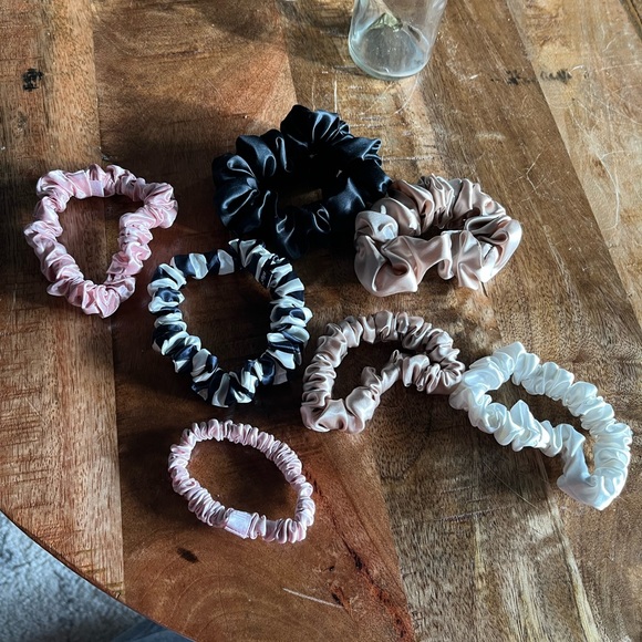Slip Silk scrunchie set - Picture 7 of 7